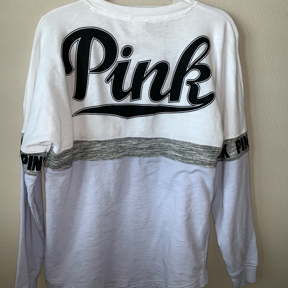 VS Pink Crew